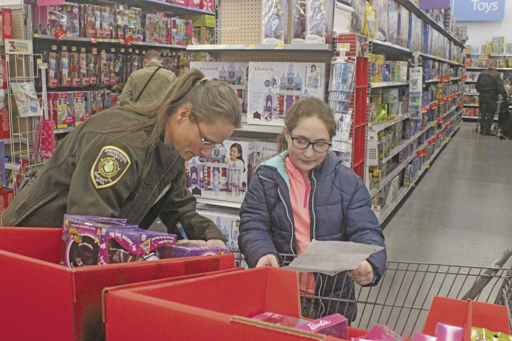Princeton Walmart Cop Shop Xmas 8064.jpg